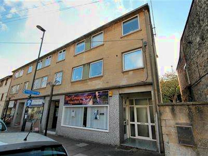 4 Bedroom Property To Rent In High Street, BA1