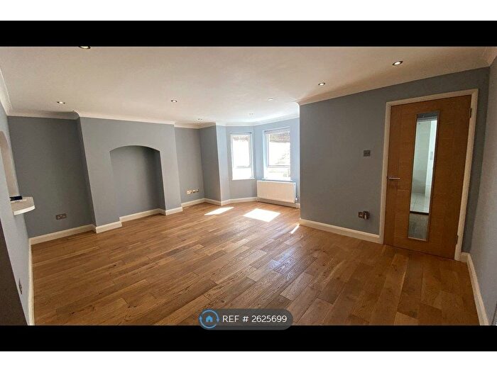 1 Bedroom Flat To Rent In West Hampstead, London, NW6