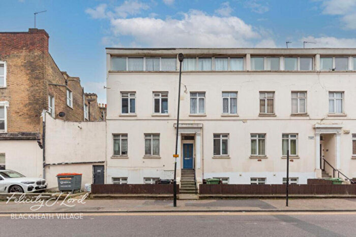 2 Bedroom Flat For Sale In Eastdown Park, London, SE13