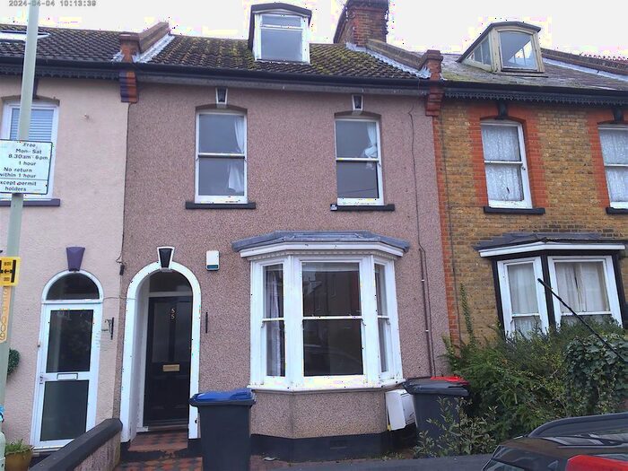 4 Bedroom Property To Rent In South Road, Herne Bay, CT6