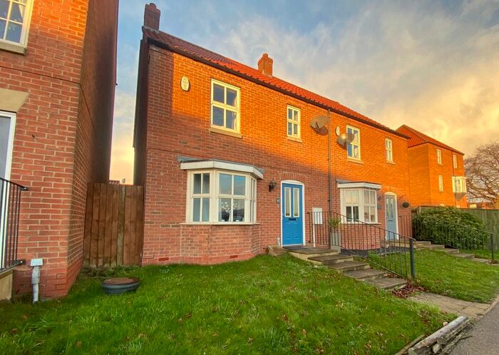 3 Bedroom Semi-Detached House To Rent In Newbridge Hill, Louth LN11
