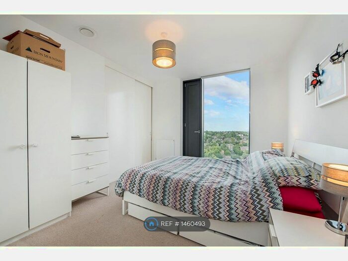 1 Bedroom Flat To Rent In Station Road, London, SE13