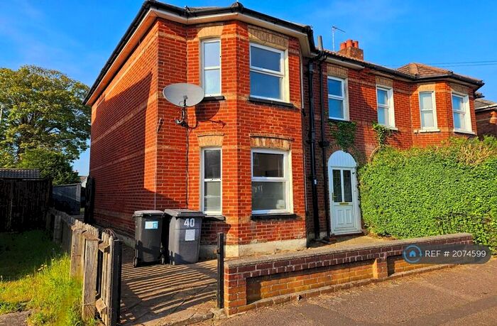 4 Bedroom Semi-Detached House To Rent In Cardigan Road, Bournemouth, BH9