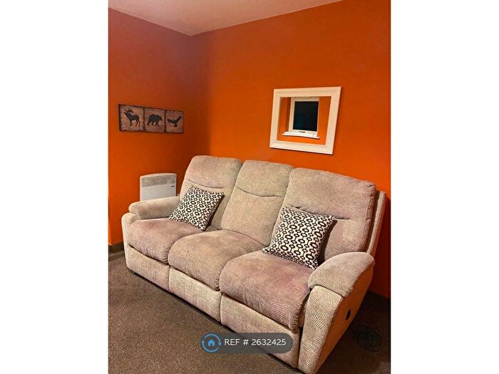 1 Bedroom Flat To Rent In Hawkins Road, Colchester, CO2