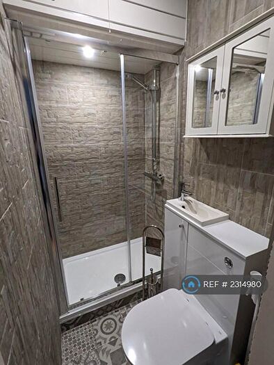 1 Bedroom Flat To Rent In Duke Street, Glasgow, G31