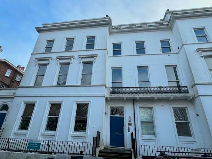 2 Bedroom Flat To Rent In Devonshire Road, Cavendish Gardens, L8