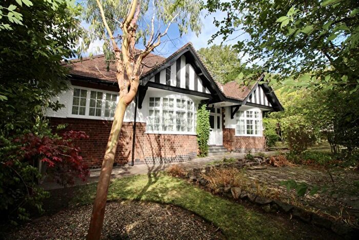 5 Bedroom Detached Bungalow For Sale In Loughborough Road, Birstall, Leicester, LE4