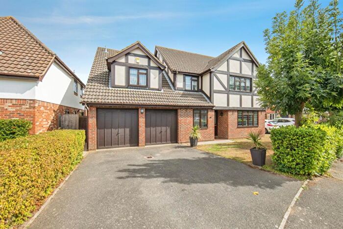 5 Bedroom Detached House For Sale In Valleyview Drive, Rushmere St. Andrew, Ipswich, IP4