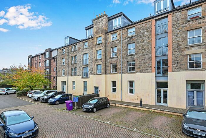 2 Bedroom Flat For Sale In / Hermand Crescent, Slateford, Edinburgh, EH11