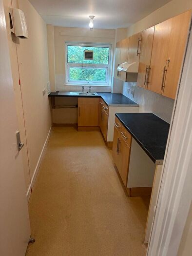 1 Bedroom Flat To Rent In Gilliam Grove, Purley, Croydon(London Borough), CR8
