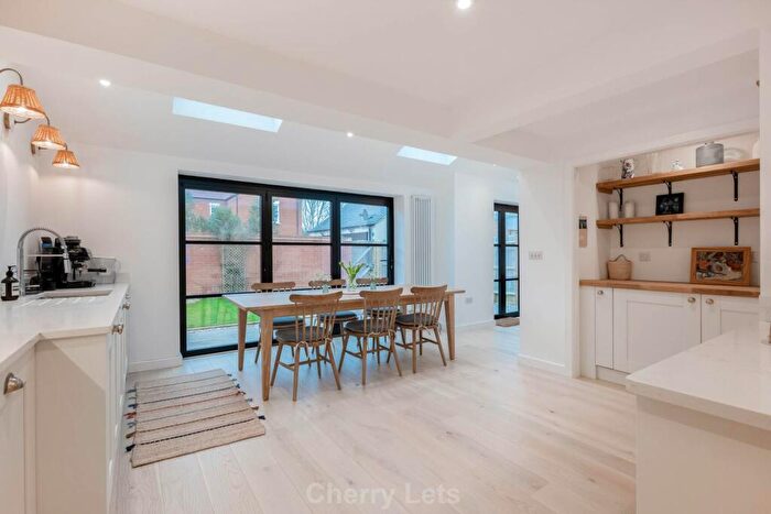 4 Bedroom Town House To Rent In The Swere, Deddington, OX15