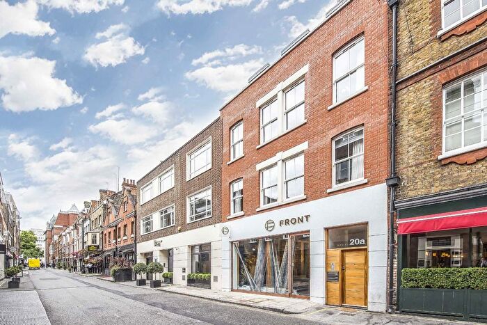 2 Bedroom Flat To Rent In Bruton Place, Mayfair, W1J