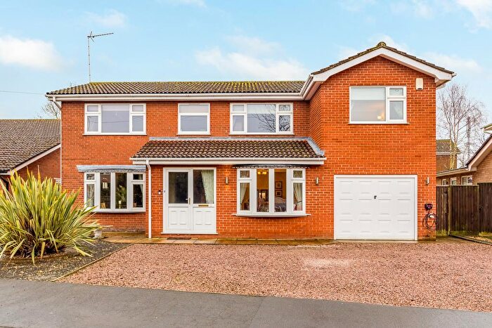 4 Bedroom Detached House For Sale In Viceroy Drive, Pinchbeck, Spalding, PE11