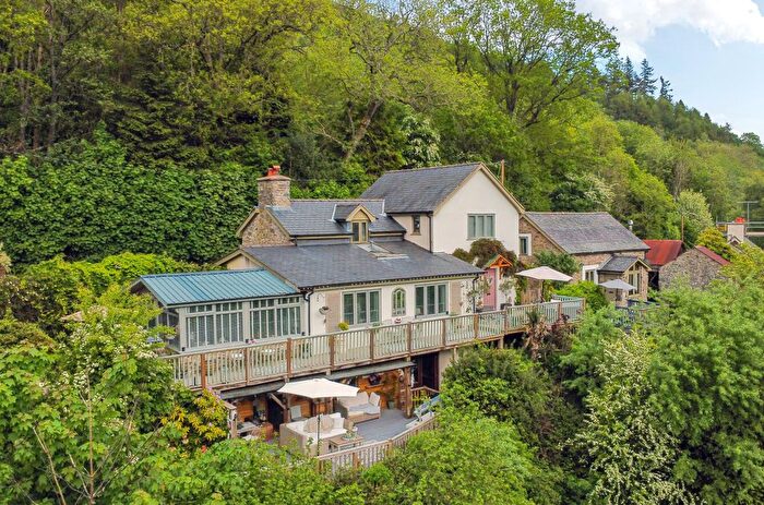 3 Bedroom Detached House For Sale In Commins, Llanrhaeadr Ym Mochnant, Oswestry, Powys, SY10