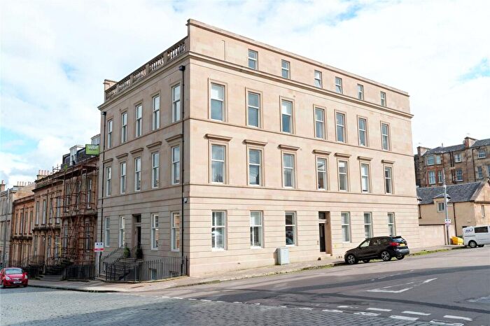 2 Bedroom Apartment To Rent In Lynedoch Terrace, Park, Glasgow, G3