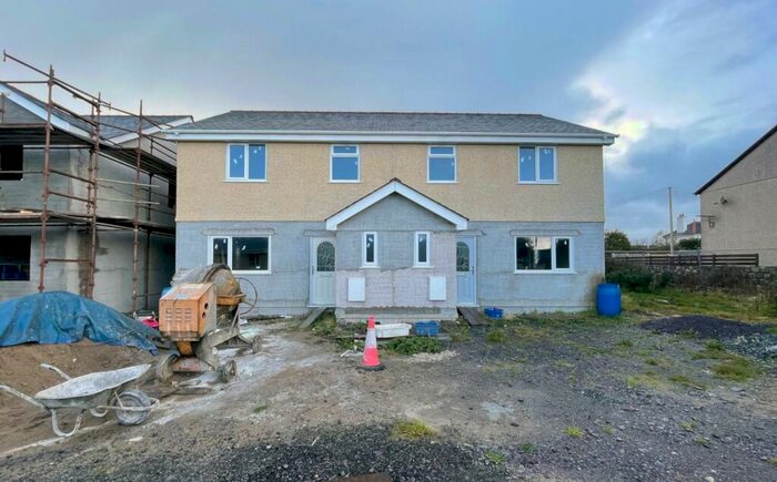 3 Bedroom Semi-Detached House For Sale In Cae'r Eglwys, Llanrug, Caernarfon, Gwynedd, LL55