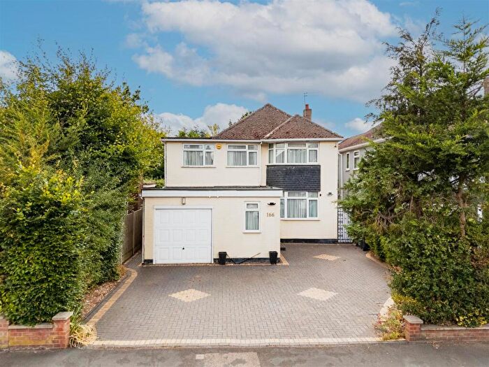 4 Bedroom Detached House For Sale In Landor Road, Whitnash, Leamington Spa, CV31