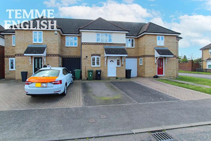 2 Bedroom Terraced House For Sale In Melville Drive, Wickford, SS12
