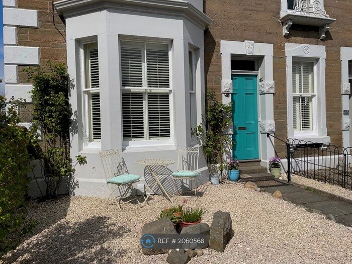 2 Bedroom Flat To Rent In Broughty Ferry, Dundee, DD5