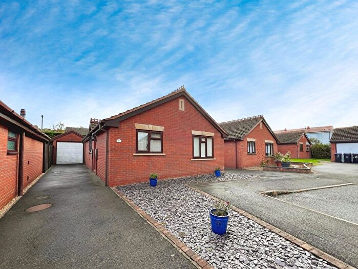 2 Bedroom Bungalow For Sale In Regency Gardens, Grantham, NG31