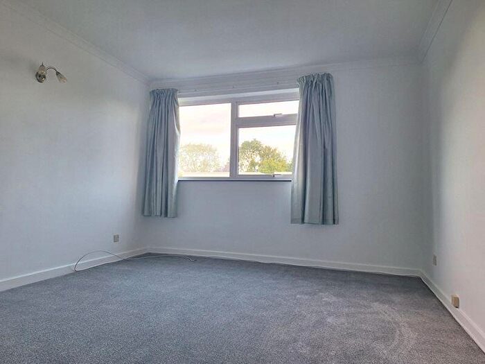 2 Bedroom Flat To Rent In Cambridge, CB4