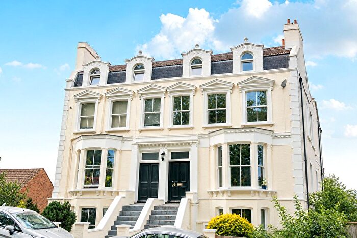 1 Bedroom Flat For Sale In Beauchamp Road, London, SE19
