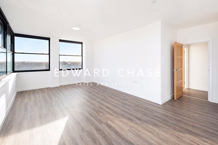 1 Bedroom Flat To Rent In Jash House, Hornchurch, RM11