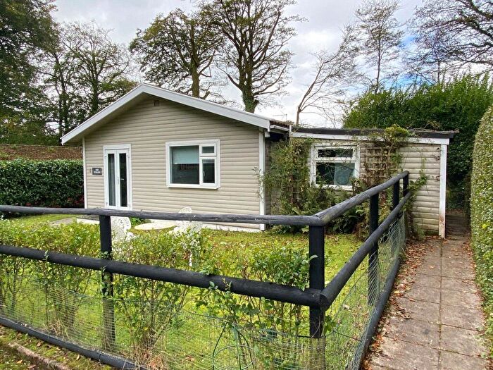 2 Bedroom Bungalow For Sale In Berridon Country Park, Bradworthy, Holsworthy, Devon, EX22