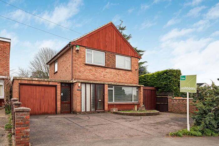 3 Bedroom Detached House For Sale In Ninesprings Way, Hitchin, SG4