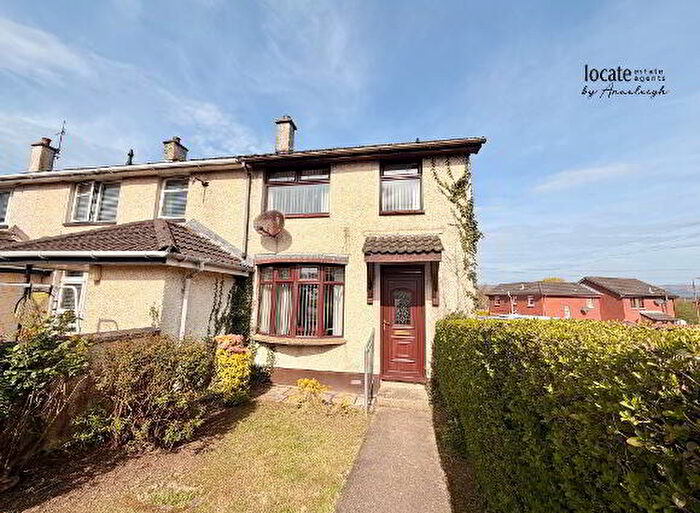 3 Bedroom End Of Terrace House For Sale In Liscloon Drive, Derry, BT48