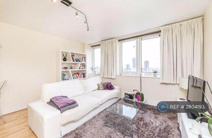 1 Bedroom Flat To Rent In Skyline Plaza Building, London, E1