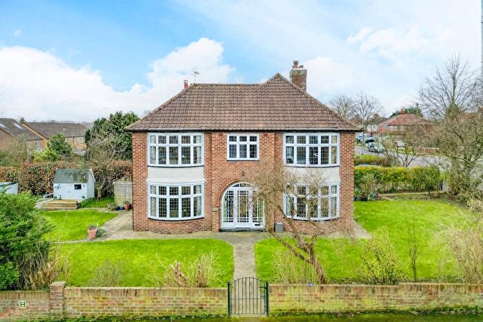 4 Bedroom Country House For Sale In Lidgett Grove, York, YO26