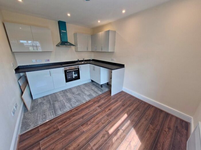 1 Bedroom Flat To Rent In Rushden Road, Desborough, Kettering, Northants, NN14