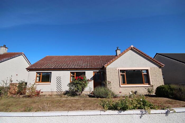 4 Bedroom Detached Bungalow For Sale In Pinewood Road, Mosstodloch, IV32