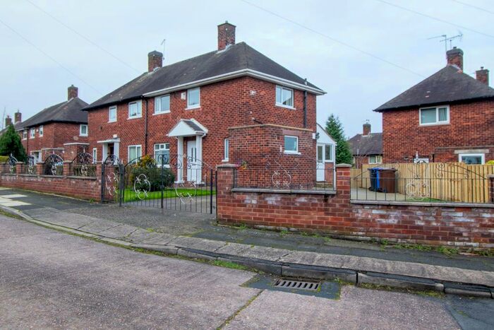 2 Bedroom Semi-Detached House To Rent In Richmond Hall Crescent, Sheffield, S13