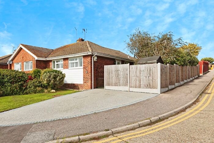 2 Bedroom Semi-Detached Bungalow For Sale In Woodrow Chase, Herne Bay, CT6