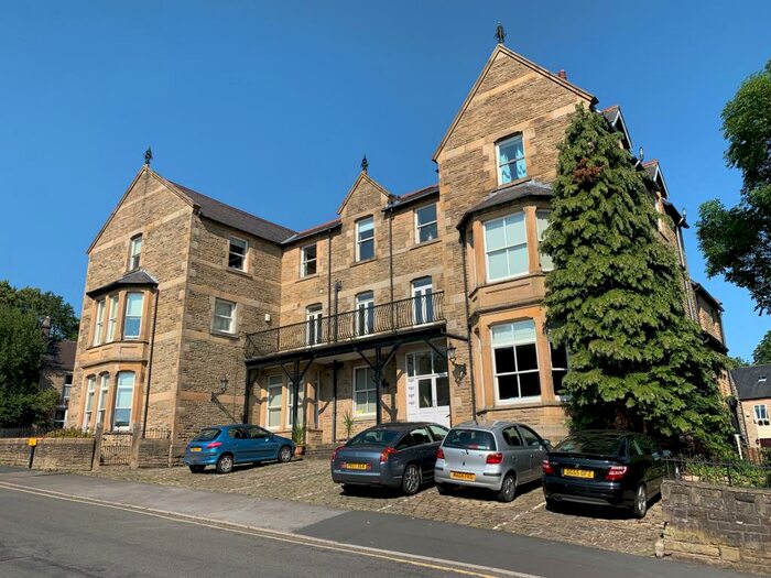 3 Bedroom Apartment To Rent In Green Lane; Chinley., SK23