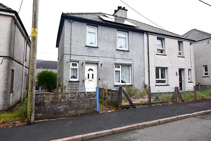 3 Bedroom House For Sale In Fron Fawr, Blaenau Ffestiniog, LL41