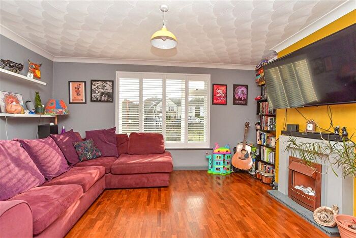 3 Bedroom Terraced House For Sale In Elm Grove, Sittingbourne, Kent, ME10