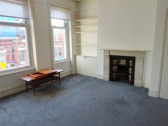 1 Bedroom Apartment To Rent In Topsfield Parade, Crouch End, London, N8