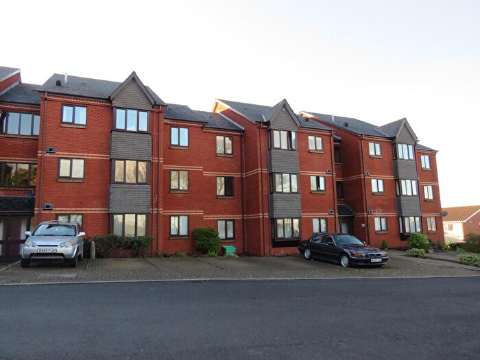 1 Bedroom Apartment To Rent In Mariners Heights, Penarth, CF64