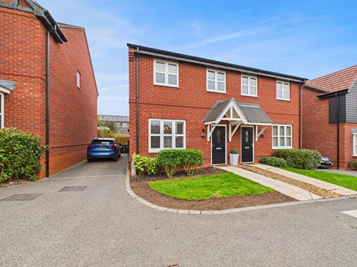3 Bedroom Semi-Detached House For Sale In Archer Drive, Mickleover, DE3
