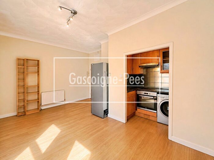 1 Bedroom Flat To Rent In York Road, Guildford, GU1