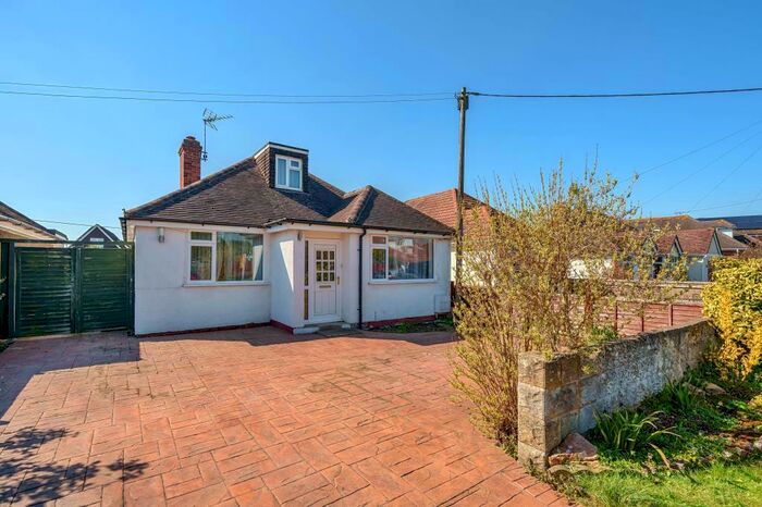 3 Bedroom Detached Bungalow For Sale In Radley, Oxfordshire, OX14