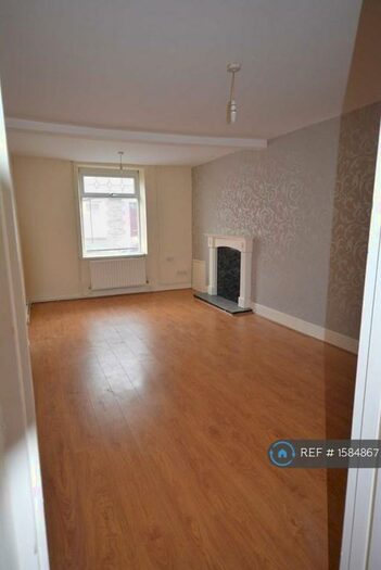 3 Bedroom Terraced House To Rent In Primrose Street, Tonypandy, CF40