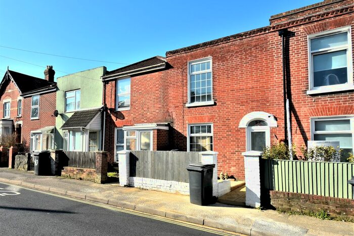 3 Bedroom Terraced House To Rent In Anns Hill Road, Gosport, PO12