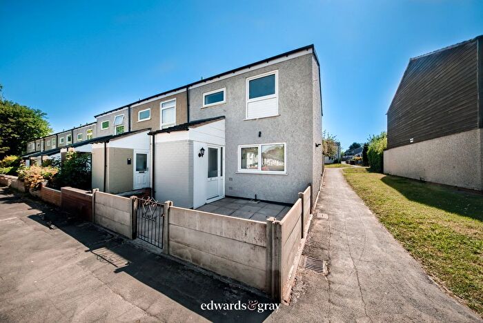 3 Bedroom Terraced House For Sale In Worcester Walk, Marston Green, B37
