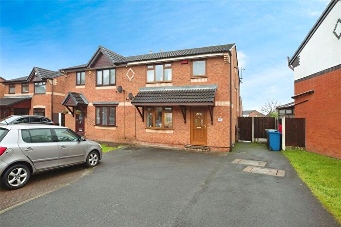 3 Bedroom Semi Detached House For Sale In Bankside Avenue, Radcliffe, Manchester, Greater Manchester, M26