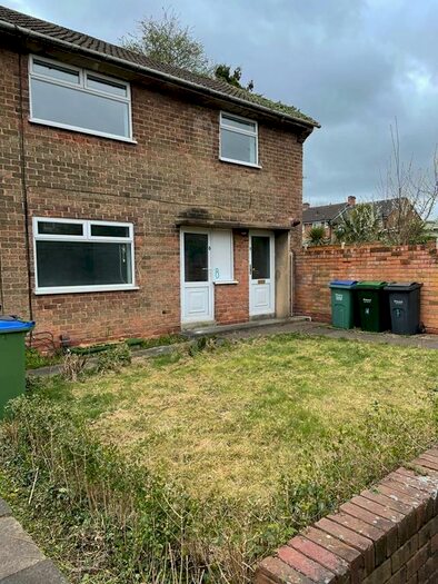 3 Bedroom End Of Terrace House To Rent In Springfield Road, Oldbury, Birmingham, West Midlands, B68