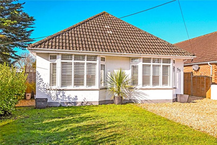 4 Bedroom Bungalow For Sale In Kennard Road, New Milton, Hampshire, BH25